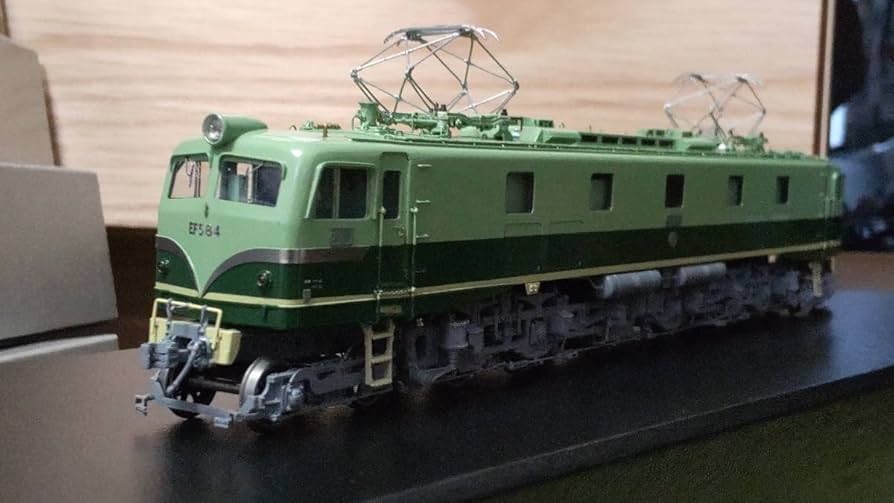Amazon.co.jp: HO ピノチオ EF58 4号機 グリーン濃淡 試験塗装